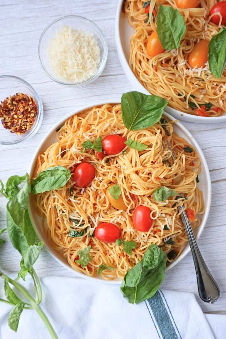 Cherry Tomato Pasta (Capellini Pomodoro)