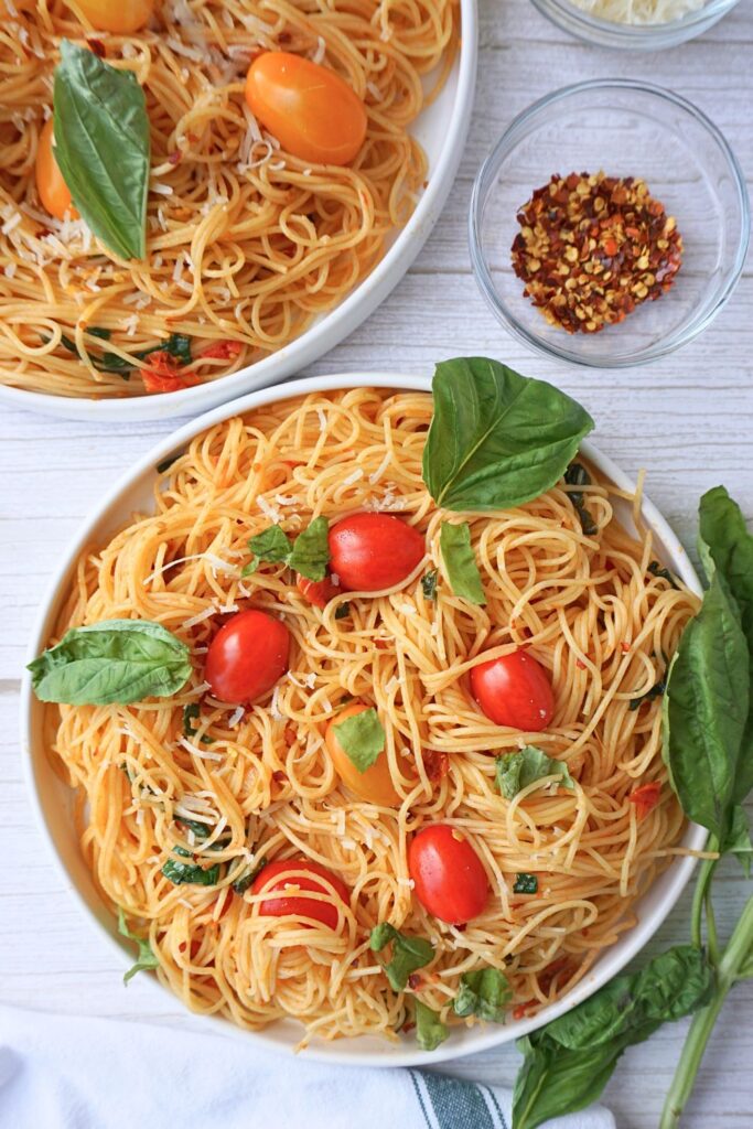 Cherry Tomato Pasta (Capellini Pomodoro)