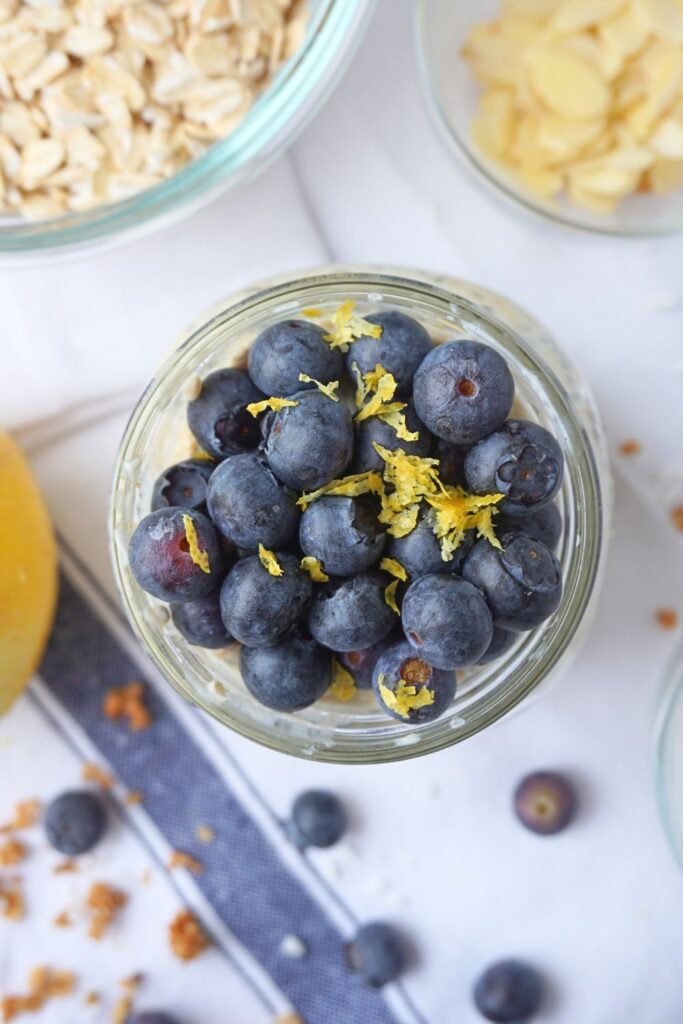 blueberry lemon overnight oats