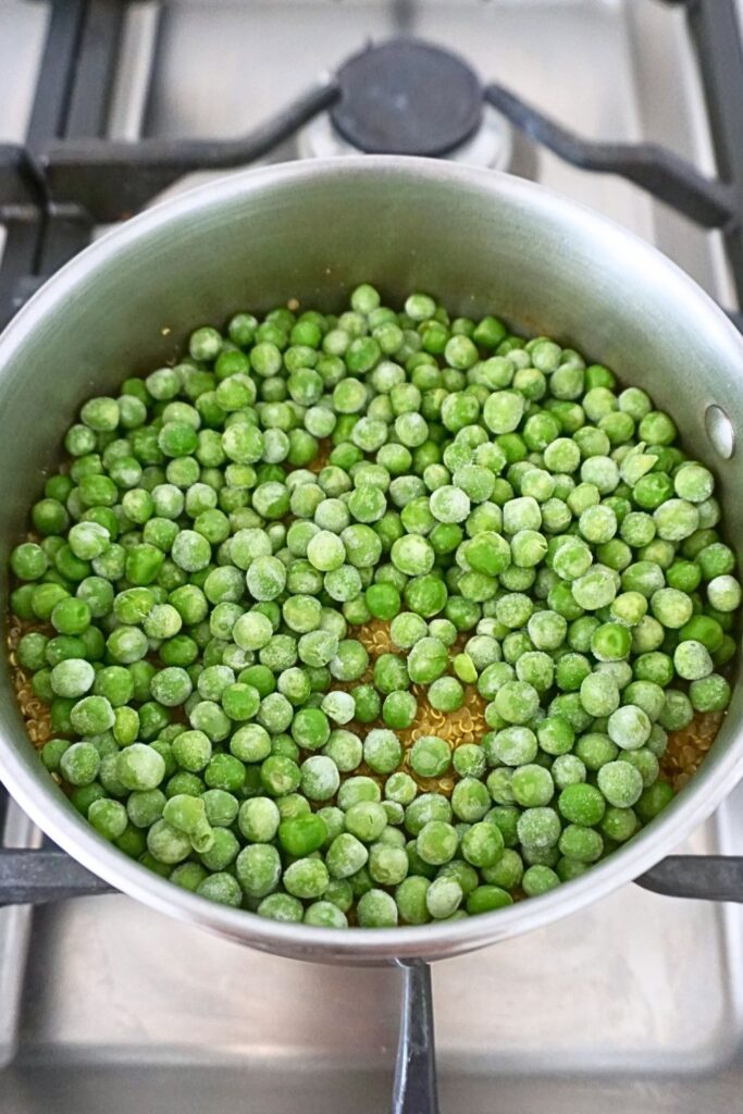 Moroccan Quinoa Salad With Chickpeas