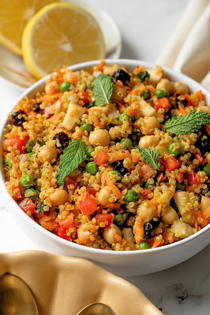 moroccan quinoa salad with chickpeas