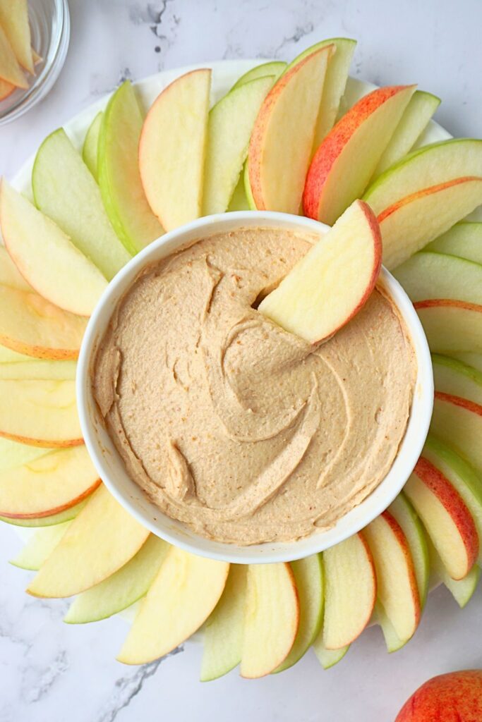 peanut butter yogurt dip for apples