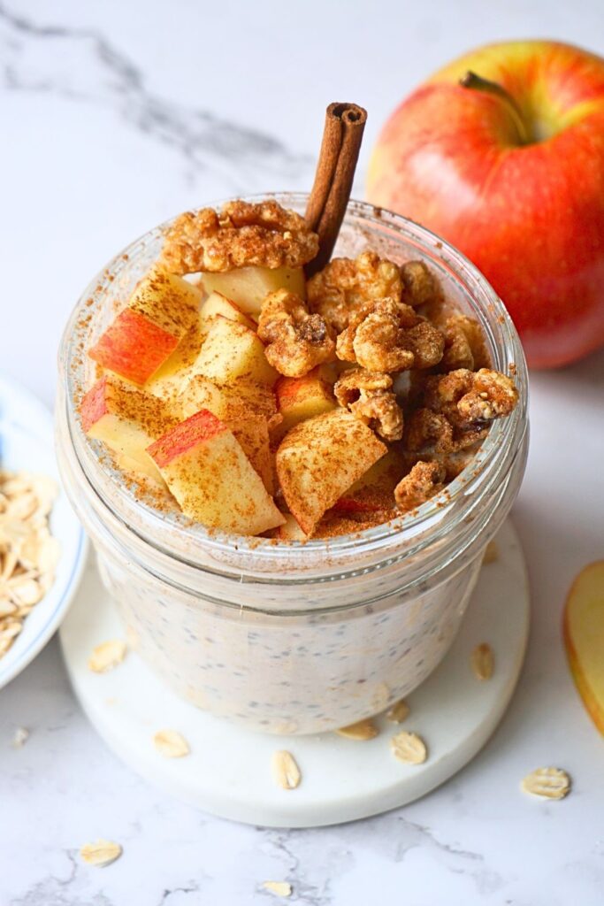 apple pie overnight oats