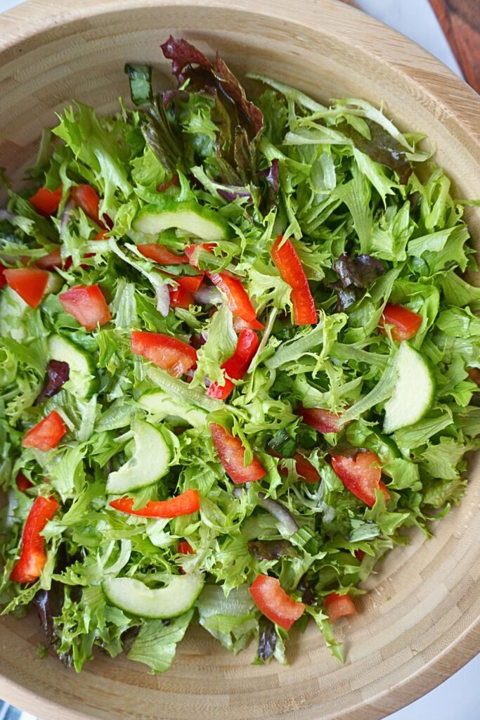 simple green lettuce salad