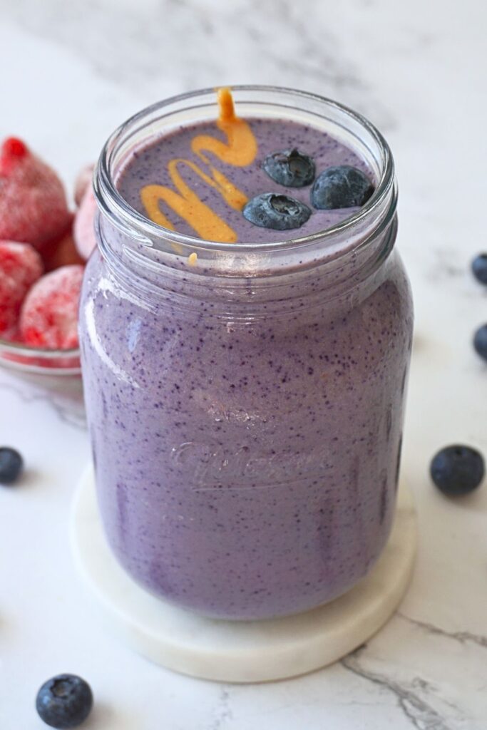 peanut butter and jelly smoothie