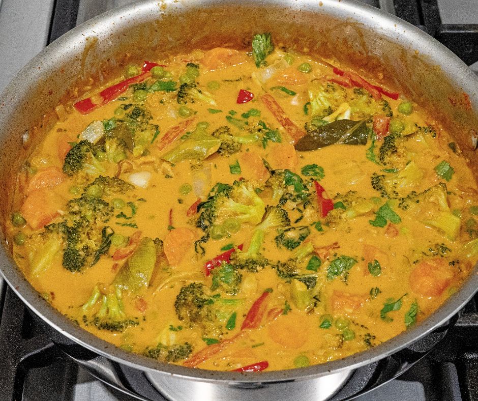 Thai red curry with vegetables