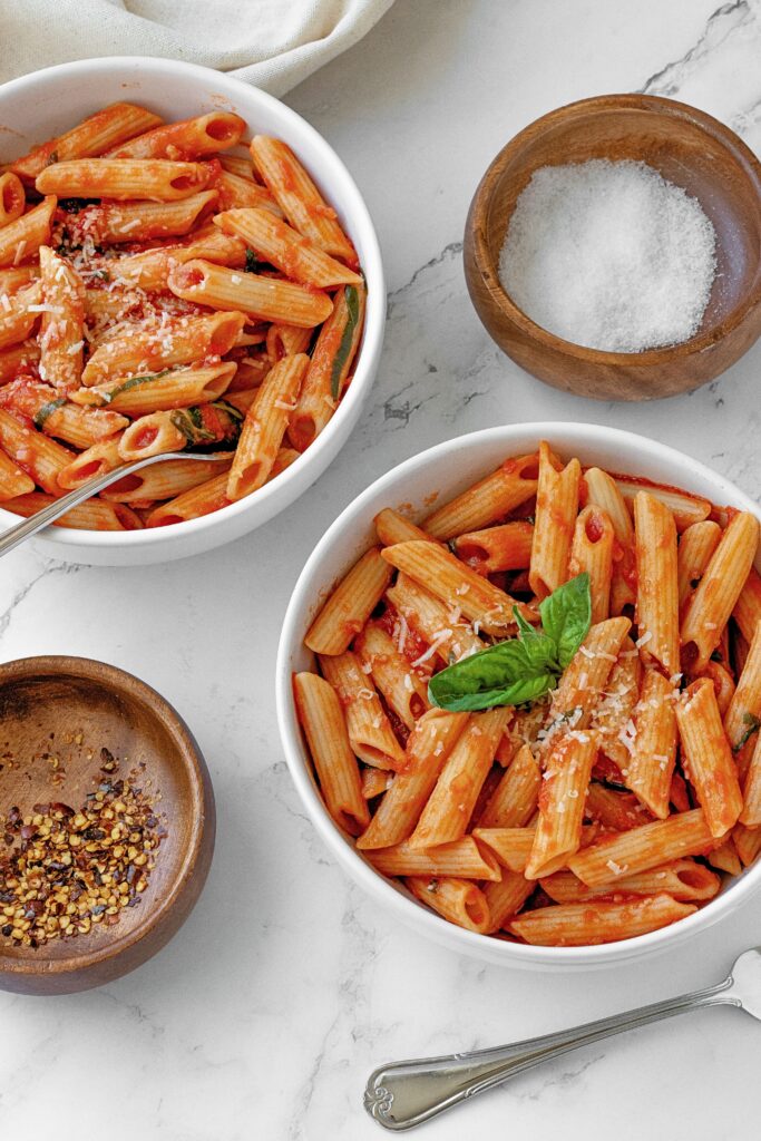 Penne Arrabbiata (Spicy Tomato Pasta)