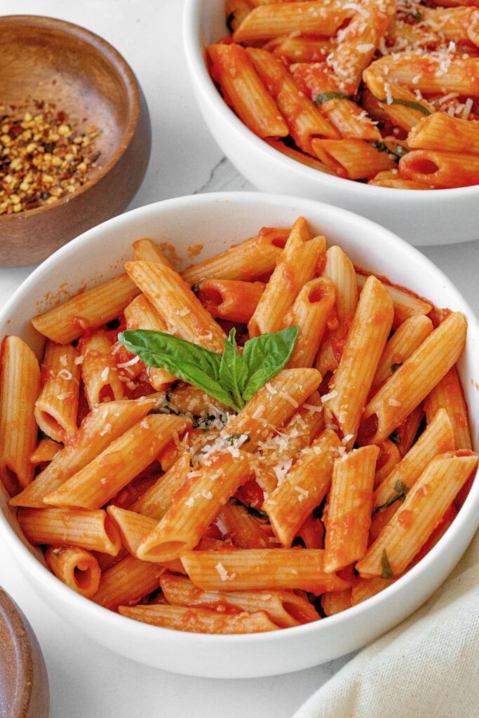 Penne Arrabbiata (Spicy Tomato Pasta)