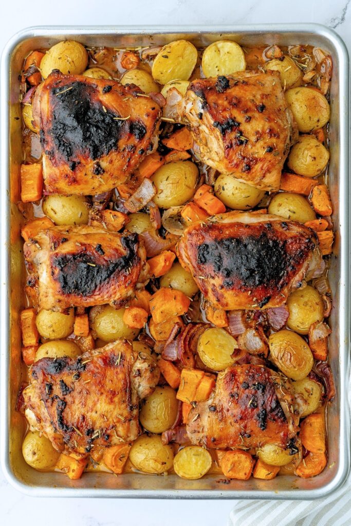 sheet pan chicken with potatoes and carrots